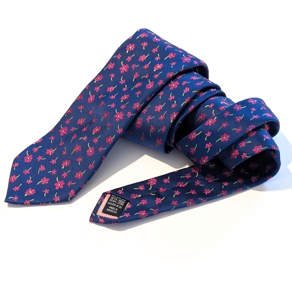 Thomas Pink 100% Silk Luxurious Floral Tie - Picture 2 of 6